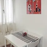 New Capolinea 5 - * מילאנו